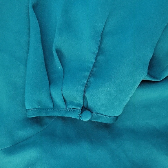J Crew Womens Small Blouse Teal Pleated Neckline Keyhole Back Long Sleeve Flowy - Picture 7 of 8